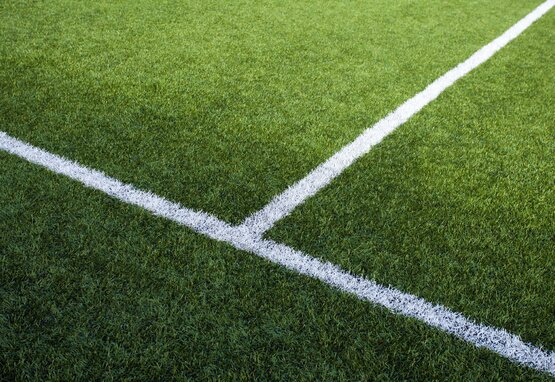 Welke voetbalschoen voor welke ondergrond?