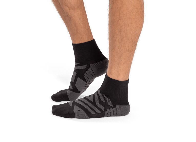 ON Performance Mid Sock loopkousen black/shadow heren
