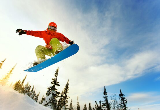 Onze beste wintersportmerken voor jouw snowboardavontuur 