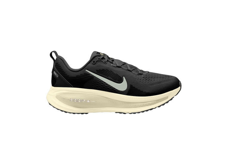 Nike Vomero 18 loopschoen zwart/coconut milk dames