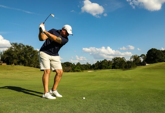 Link naar, Golf in stijl met onze nieuwste golfkleding en golfschoenen 