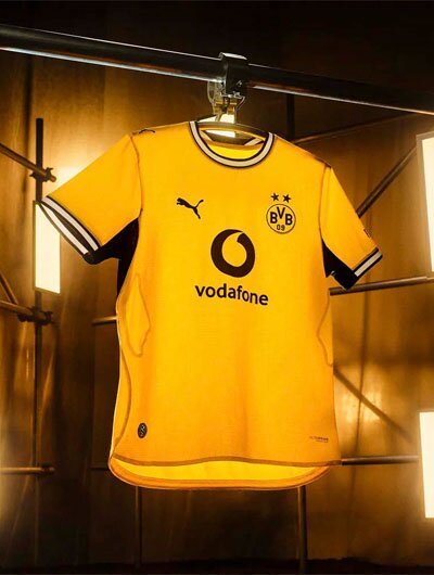 Kledij voetbalkledij.jpg