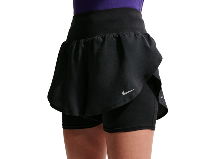 Nike Flow Dri-FIT 2-in-1 loopshort zwart dames Nike Flow Dri-FIT 2-in-1 loopshort zwart dames