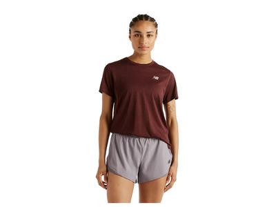 New Balance RC Essential T-shirt cherry leather dames New Balance RC Essential T-shirt cherry leather dames